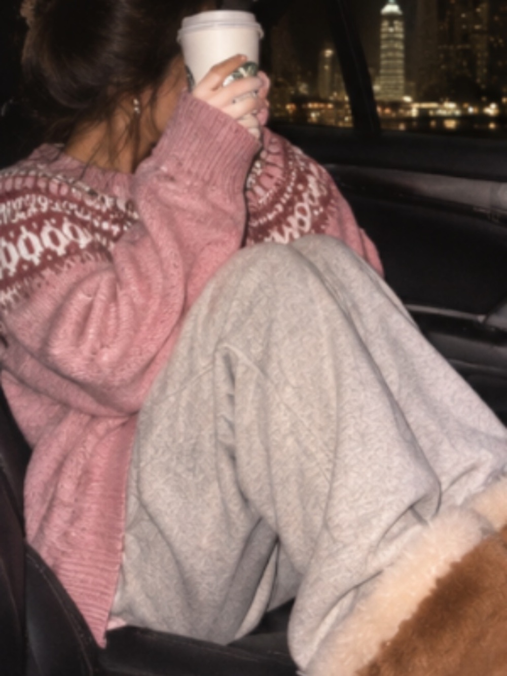 Pink sweater - Picture 3 of 7